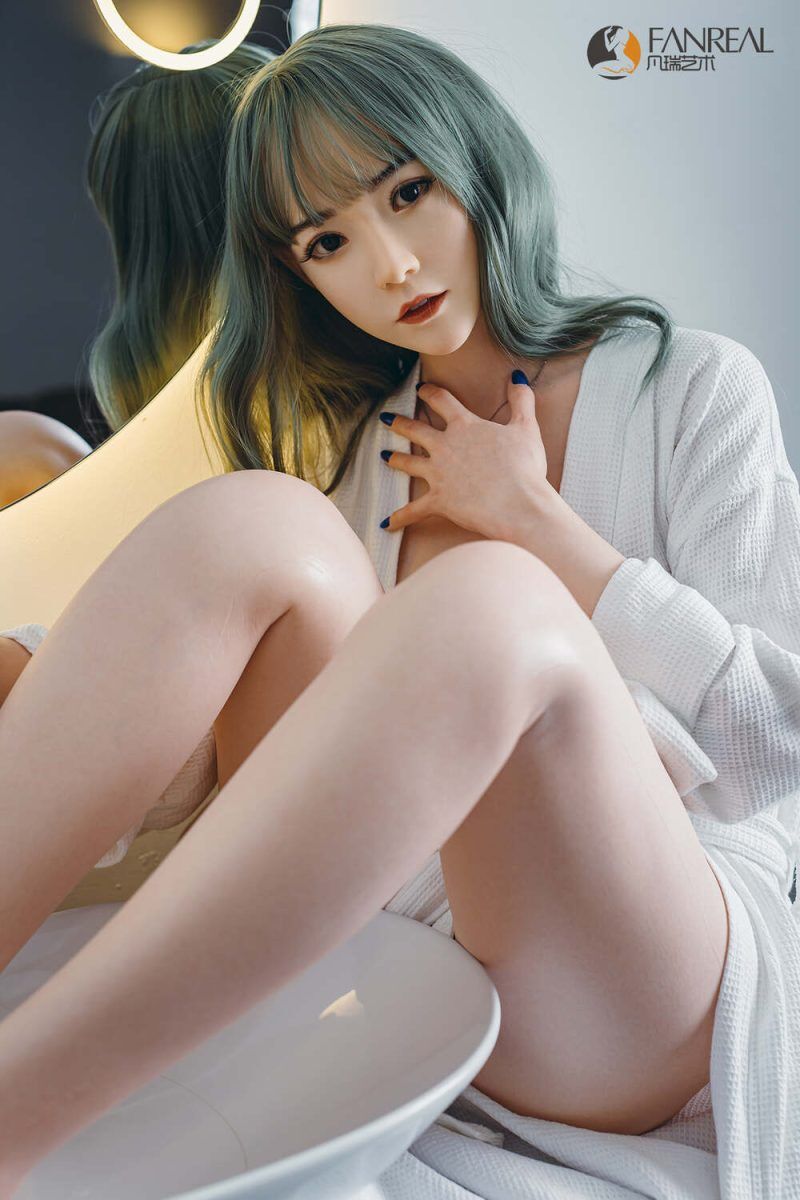 Picture of 158cm/5ft2 C-cup 33 KG FanReal Silicone Sex Doll – Qian