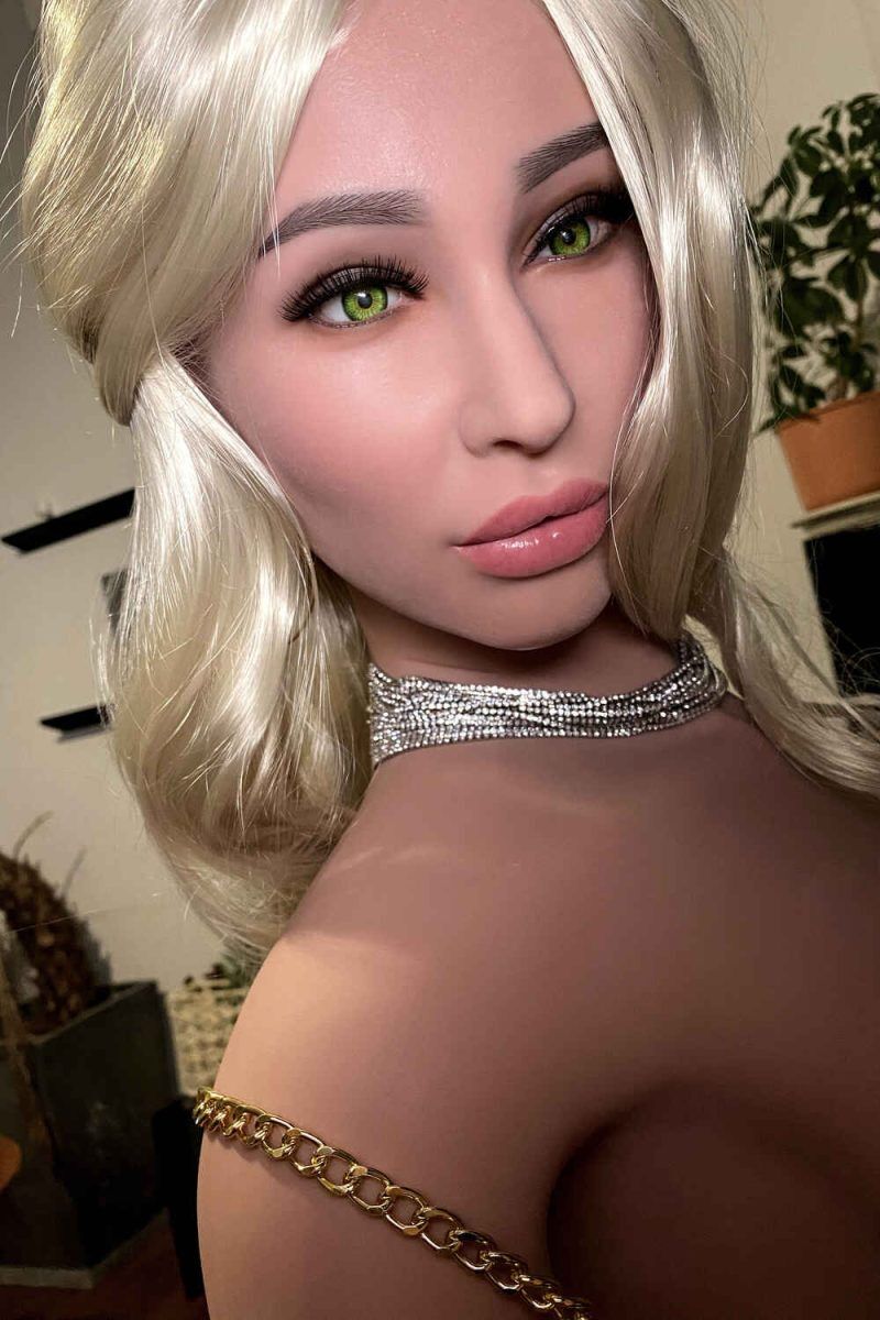 Picture of 170cm/5ft7 G-cup Silicone Head Sex Doll – Lauren Evans