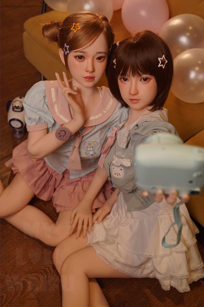 Picture of 148cm/4ft10 B-cup Silicone Head Sex Doll – Mia
