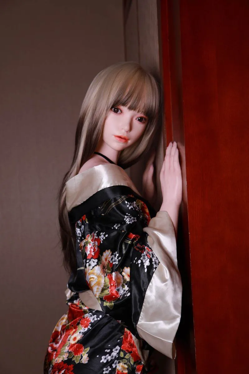 Picture of BQ Sex Dolls 162cm/5ft4 C-cup Silicone Sex Doll – Silina