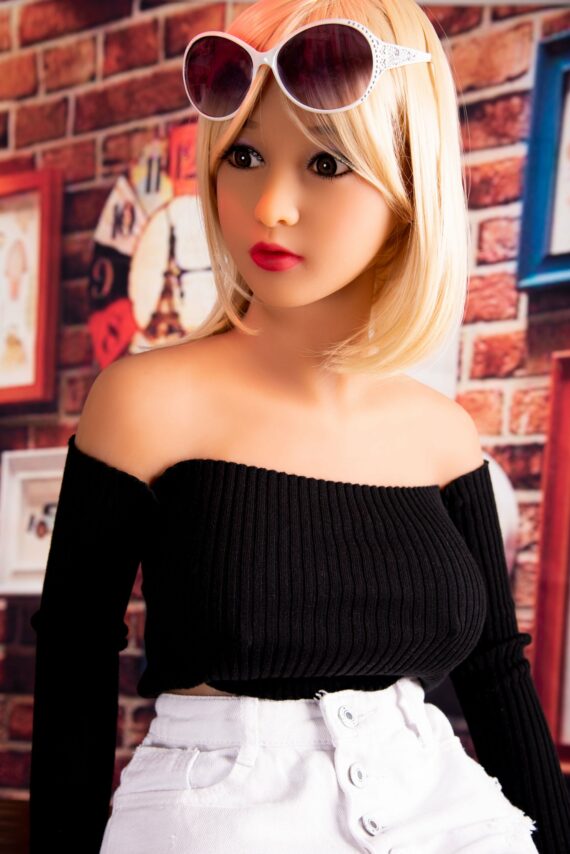Picture of Evelin - Sunglasses Girl Sex Doll - 140cm/4ft7