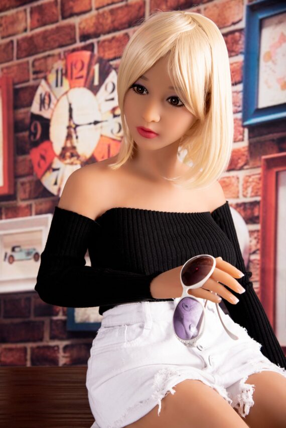 Picture of Evelin - Sunglasses Girl Sex Doll - 140cm/4ft7