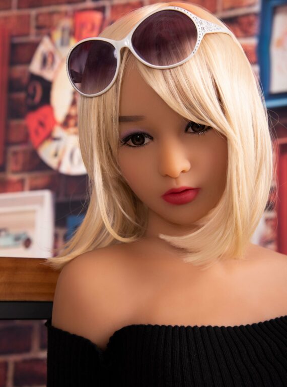 Picture of Evelin - Sunglasses Girl Sex Doll - 140cm/4ft7