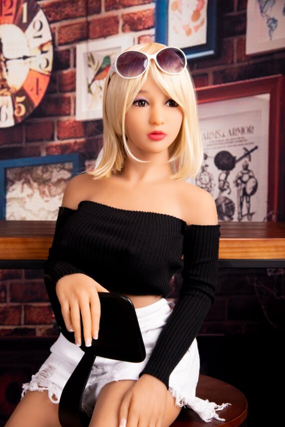 Picture of Evelin - Sunglasses Girl Sex Doll - 140cm/4ft7