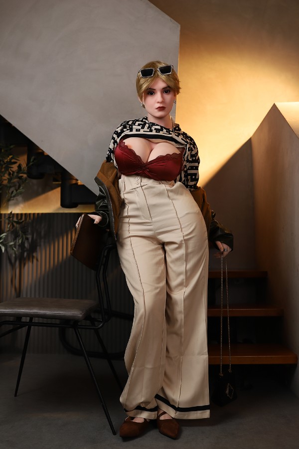 Picture of Blonde BBW Sex Doll Imogen 158cm #C37