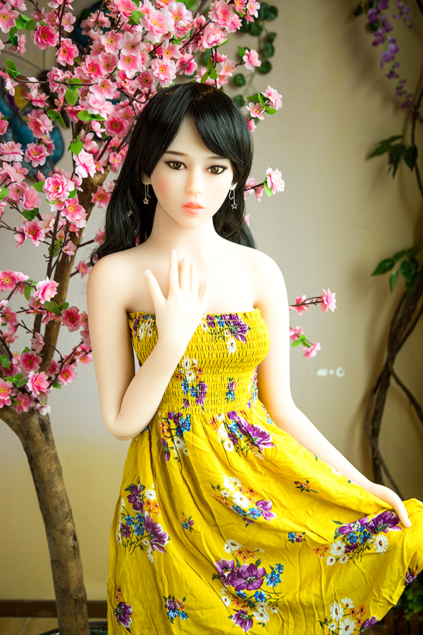 Picture of Skinny Small Boobs Sex Doll Cassarah 157cm