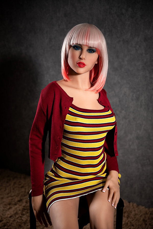 Picture of Mature Thick Lips C-Cup Sex Doll Endora 166cm