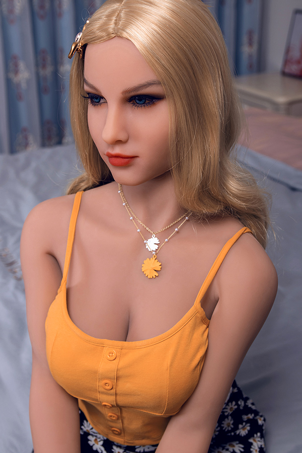 Picture of Milf American Sex Doll Anemone 145cm