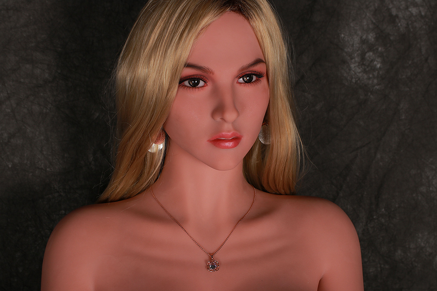 Picture of American Busty H-Cup Sex Doll Dorinda 163cm