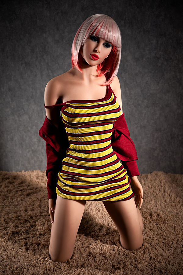Picture of Mature Thick Lips C-Cup Sex Doll Endora 166cm