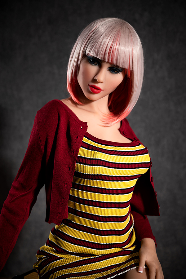 Picture of Mature Thick Lips C-Cup Sex Doll Endora 166cm