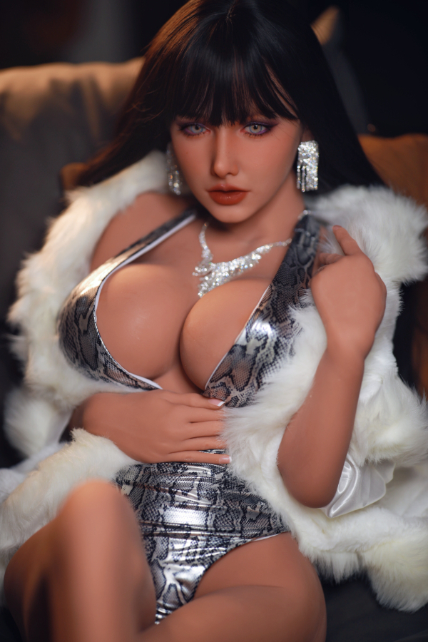 Picture of Realistic Latina Mature Sex Doll Anthea 156cm