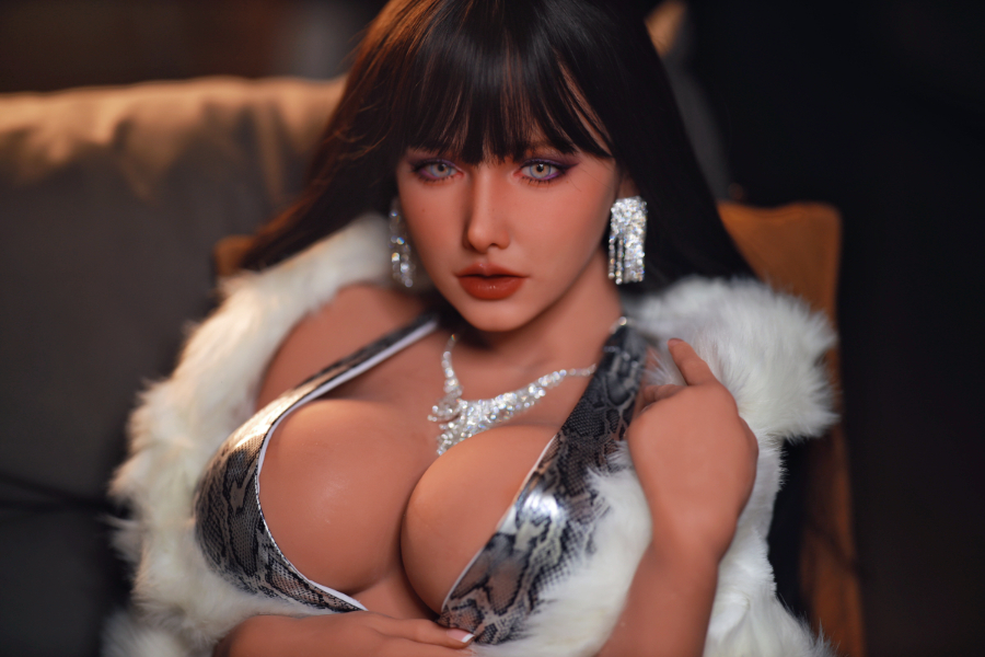 Picture of Realistic Latina Mature Sex Doll Anthea 156cm