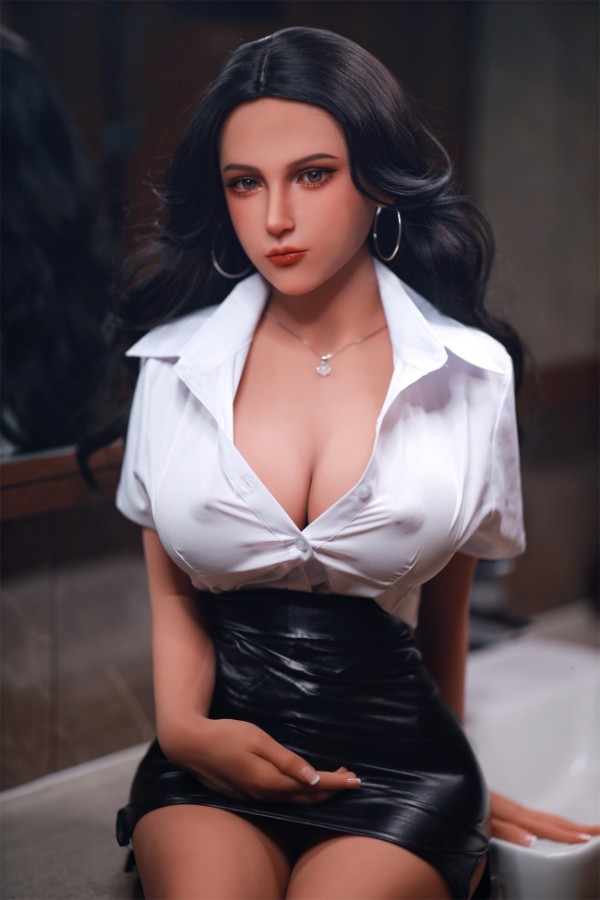 Picture of Mature Big Boobs Sex Doll Elara 156cm