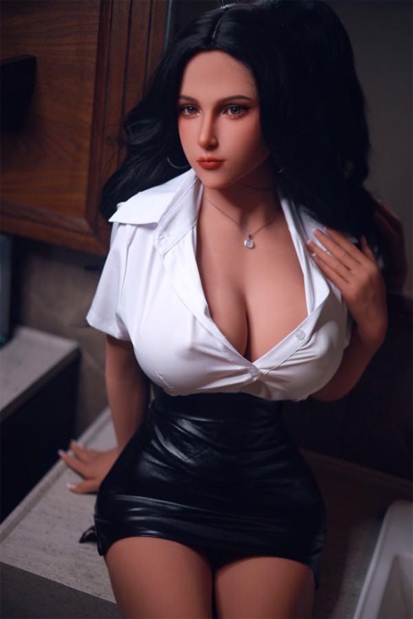 Picture of Mature Big Boobs Sex Doll Elara 156cm
