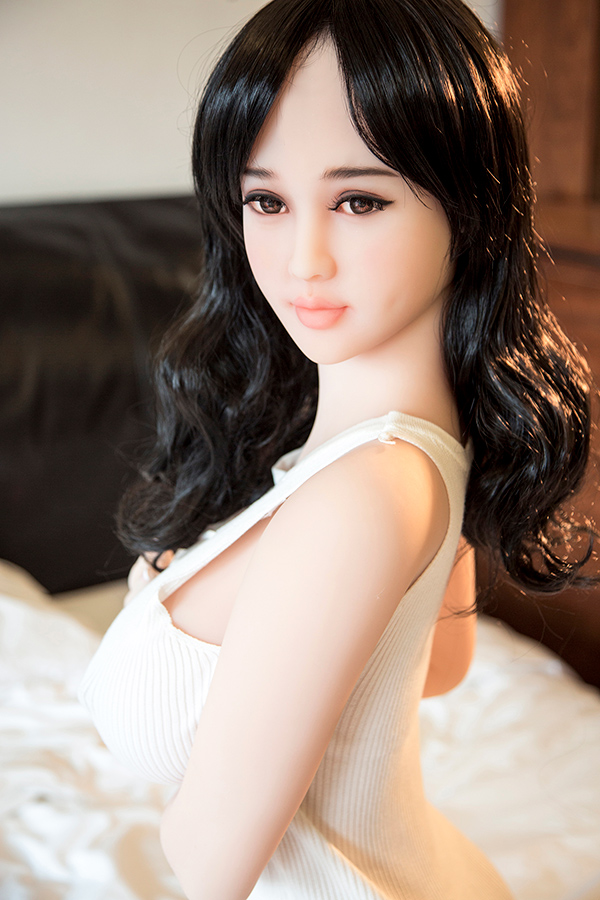 Picture of Mature Smiling Sex Doll Brinoy 156cm