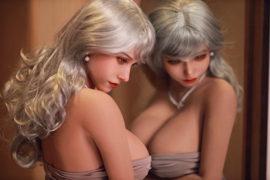 Picture of Lovely Big Boobs Silicone Head Sex Doll Luz 166cm