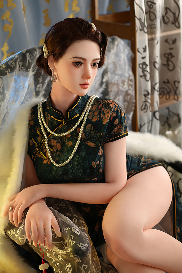 Picture of Chinese Mature Silicone Head Small Boobs Sex Doll Aileen 166cm