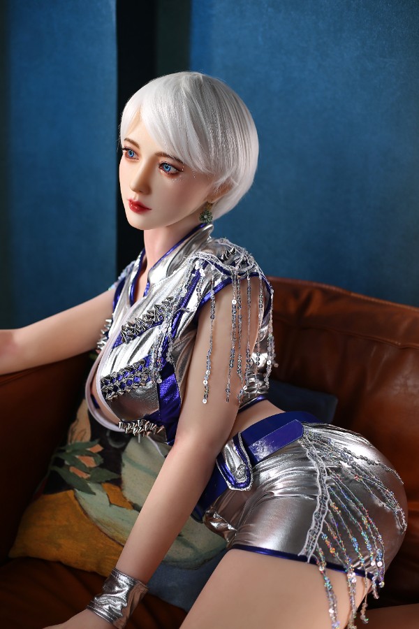 Picture of Asian Mature Silicone Head Sex Doll Elowen 166cm