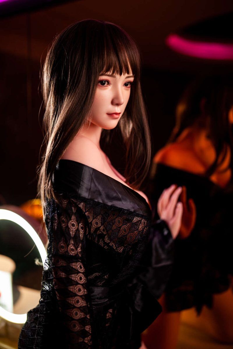 Picture of 158cm/5ft2 C-cup Silicone Head Sex Doll – Youran