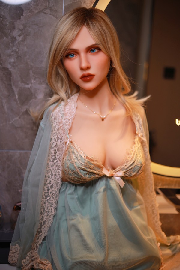 Picture of Blonde Skinny Small Boobs Sex Doll Torso Odalys