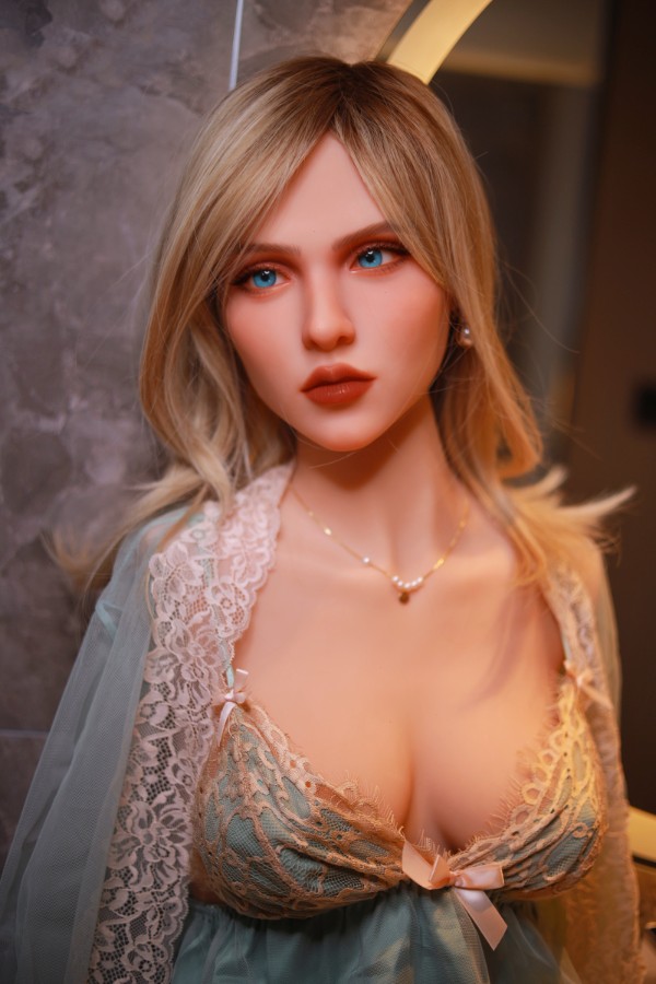 Picture of Blonde Skinny Small Boobs Sex Doll Torso Odalys