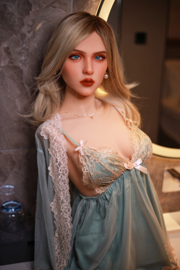 Picture of Blonde Skinny Small Boobs Sex Doll Torso Odalys