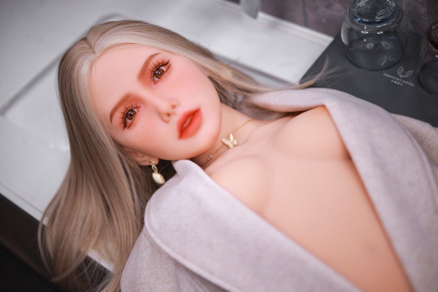 Picture of Blonde Skinny Small Boobs Sex Doll Torso Eulalia