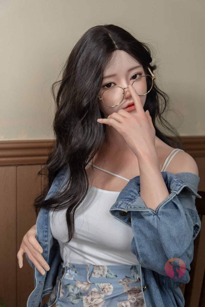 Picture of 165cm/5ft5 E-cup Silicone Head Sex Doll – Jiang Xiaowan