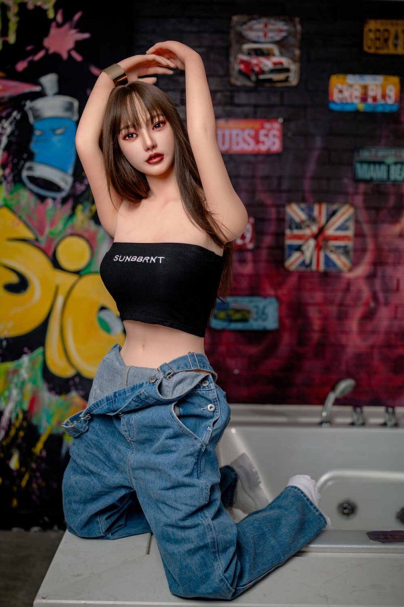 Picture of 158cm/5ft2 C-cup Silicone Head Sex Doll – Bailu
