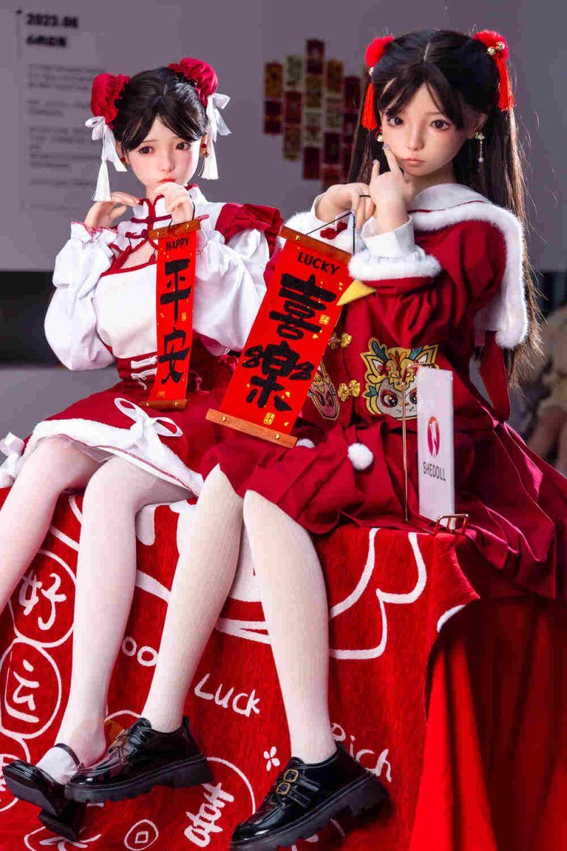 Picture of 148cm/4ft10 C-cup Silicone Head Sex Dolls – Luo Xiaoyi