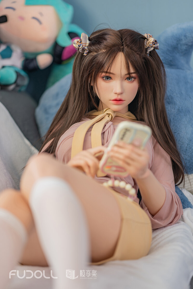Picture of 169cm/5ft7 H-cup Silicone Sex Doll – Sally