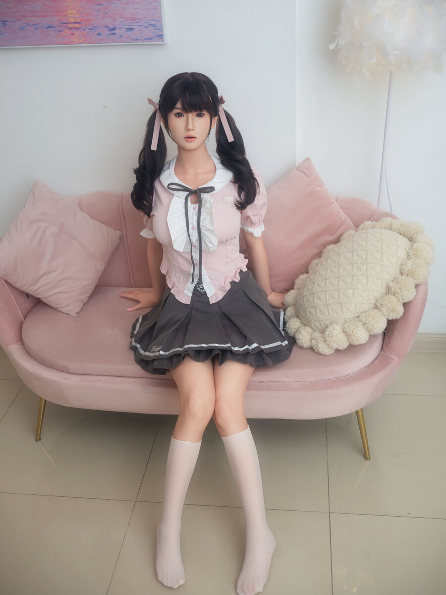 Picture of 158cm/5ft2 F-cup Silicone Sex Doll – Ariella.C