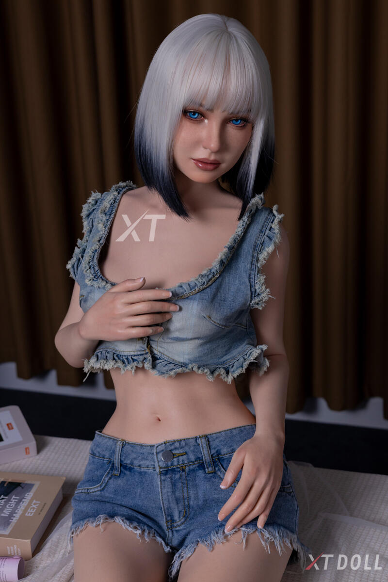 Picture of 161cm/5ft3 B-cup Silicone Sex Doll – Natalie