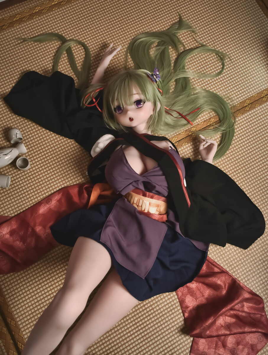Picture of 148cm/4ft10 Silicone Sex Doll – Amano Minami