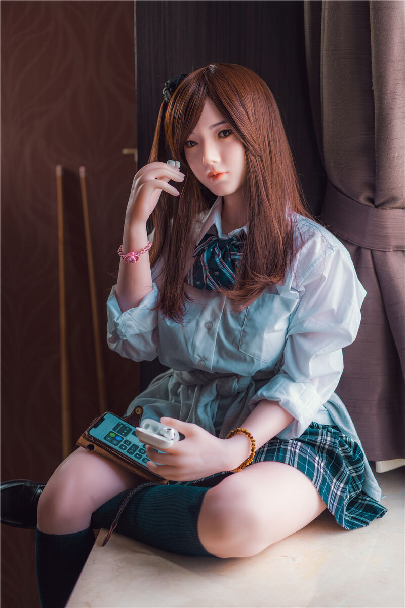Picture of 150cm/4f11 G-cup Silicone Sex Doll – Dora Leigh