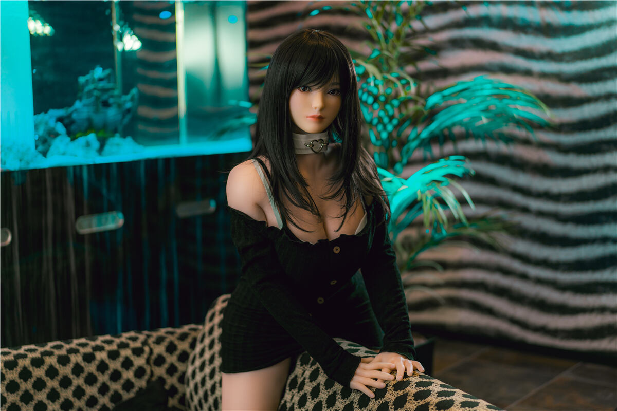 Picture of 150cm/4f11 F-cup Silicone Sex Doll – Elsie Bart