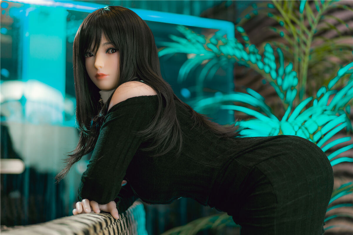 Picture of 150cm/4f11 F-cup Silicone Sex Doll – Elsie Bart