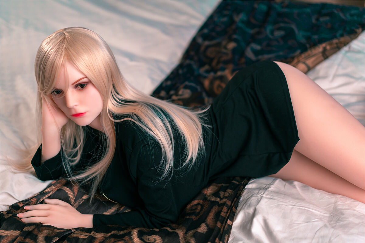 Picture of 160cm/5ft3 M-cup Silicone Sex Doll – Hilda Minnie