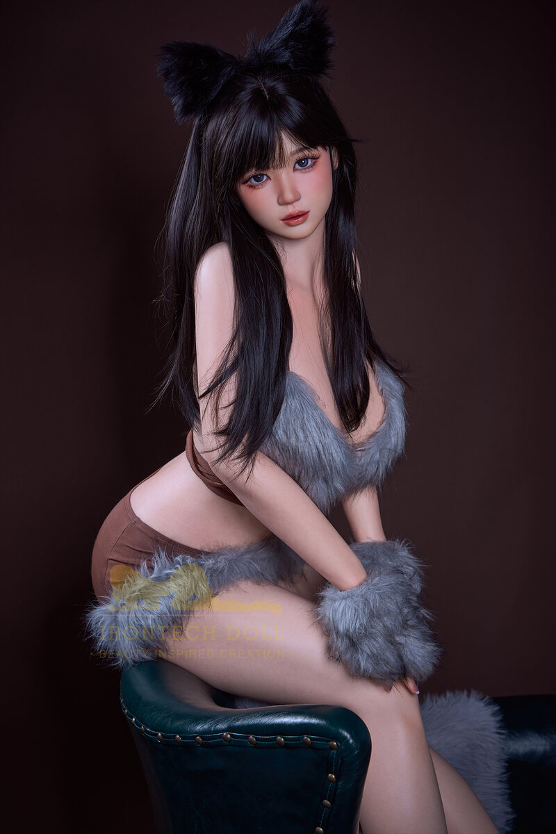 Picture of 165Tcm/5ft5 F-cup Silicone Sex Doll – Nia