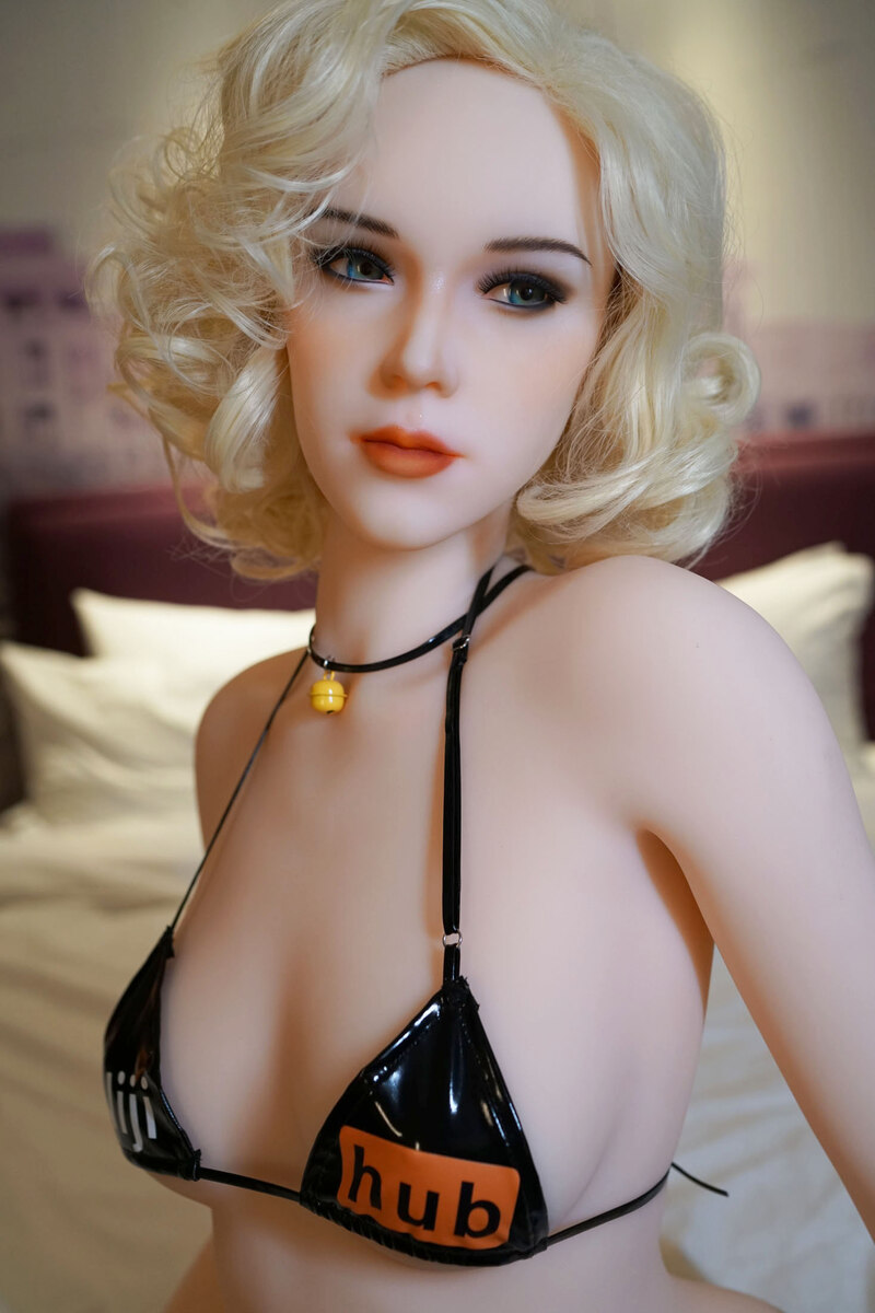 Picture of 160cm/5ft3 B-cup S-TPE Sex Doll – Scarlett
