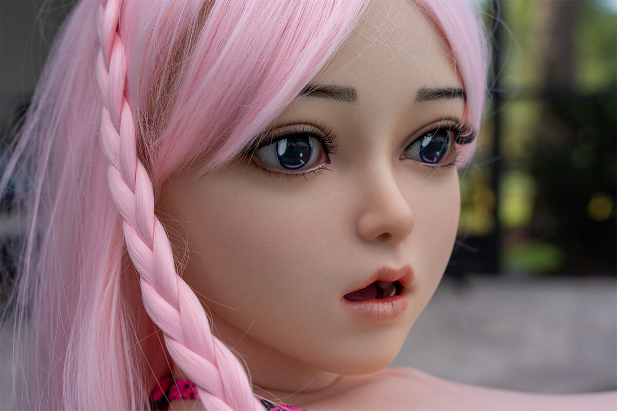 Picture of 160cm/5ft3 E-cup Silicone Sex Doll – Anna May