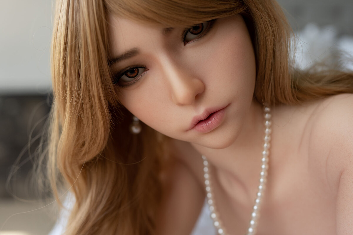 Picture of 160cm/5ft3 E-cup Silicone Sex Doll – Heather