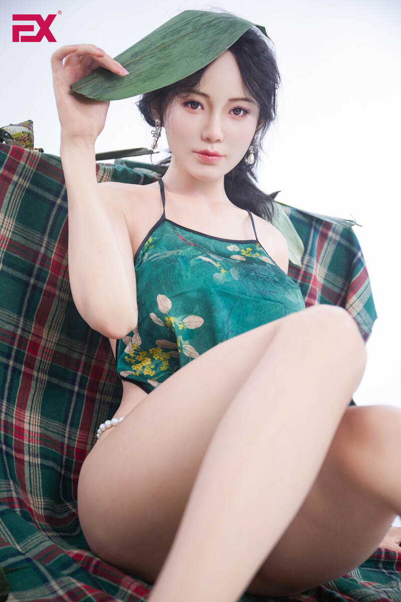 Picture of 168cm/5ft6 J-cup Silicone Sex Doll – Yukiho